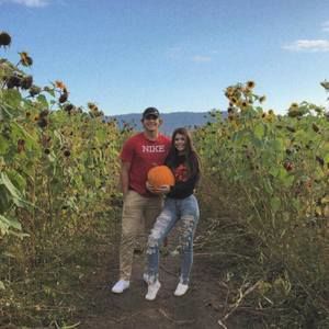 Meet your Posher, Vivian